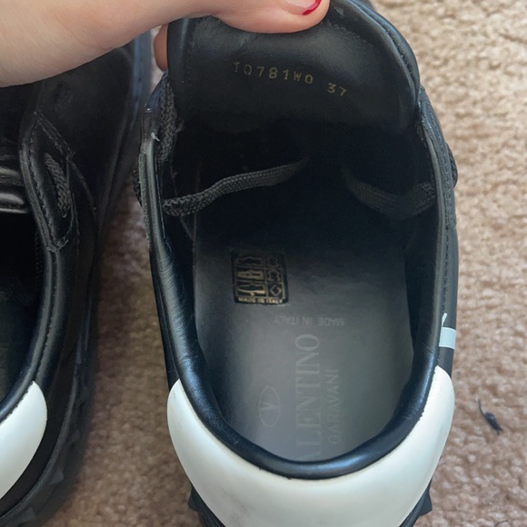 Valentino sneakers - Picture 3 of 5